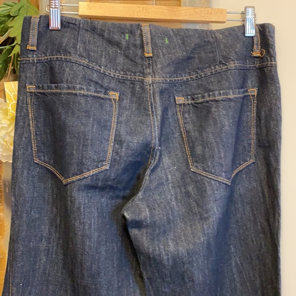 J BRAND wide leg flared bottom jeans with linen - Picture 5 of 15